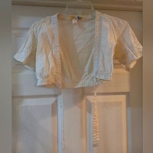 SPLIT Surf Xmall White Cotton Eyelet Shrug with ties